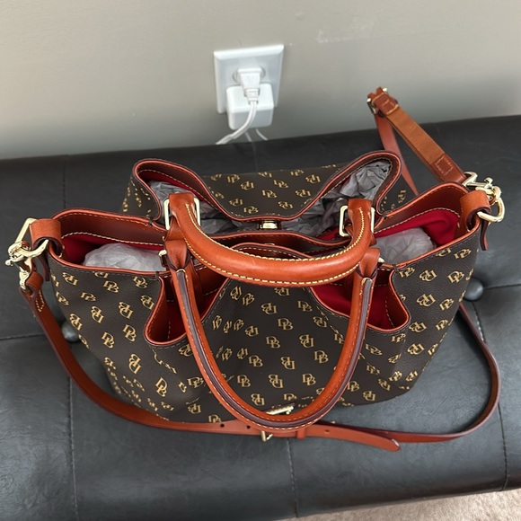 Dooney & Bourke Crossbody - Picture 2 of 16